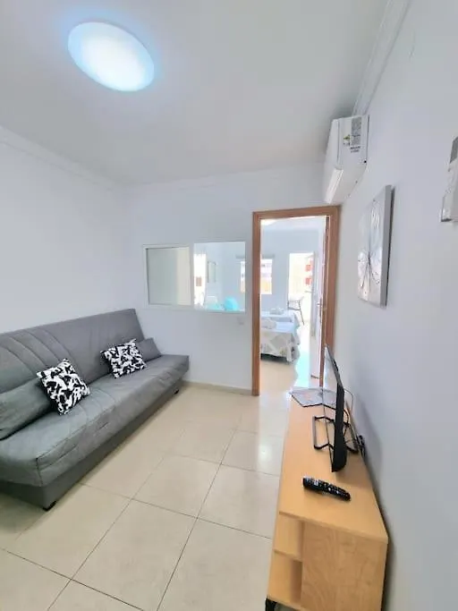 Suecia Lirio Apartment Los Cristianos