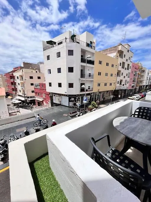 Suecia Lirio Apartment Los Cristianos